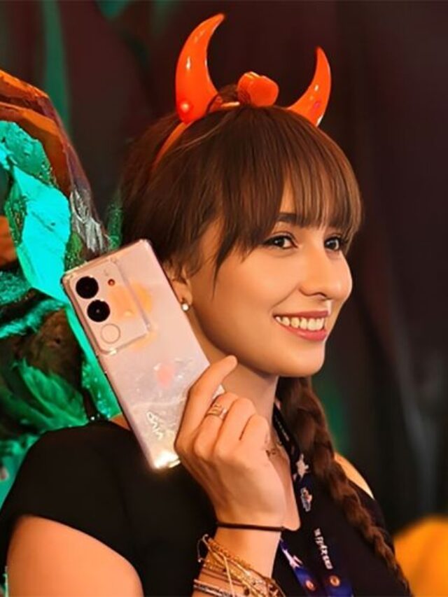 Captivating Halloween Delight_ Vivo V29 5G Shines at Sunway Nights of Fright 9