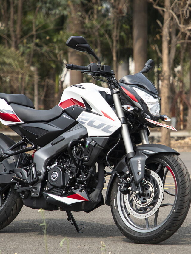 Bajaj Pulsar NS200: a street bike with a 199.5cc BS6 engine.